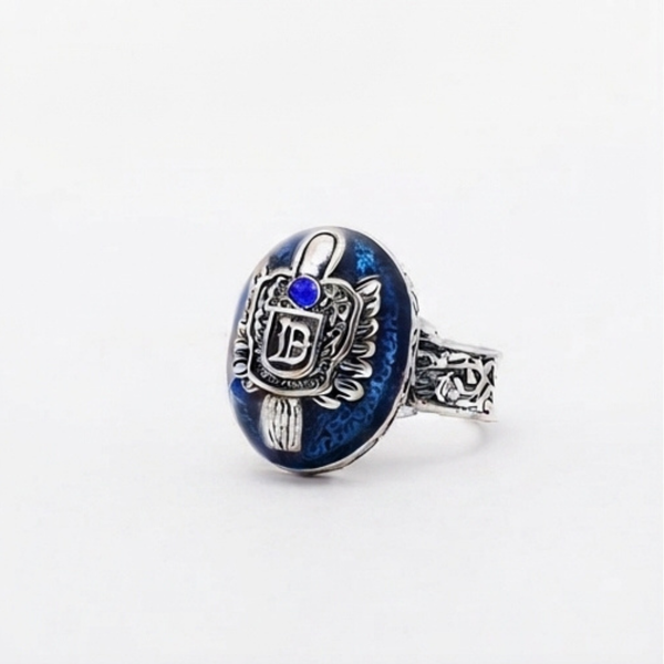 Vléra family daytime ring